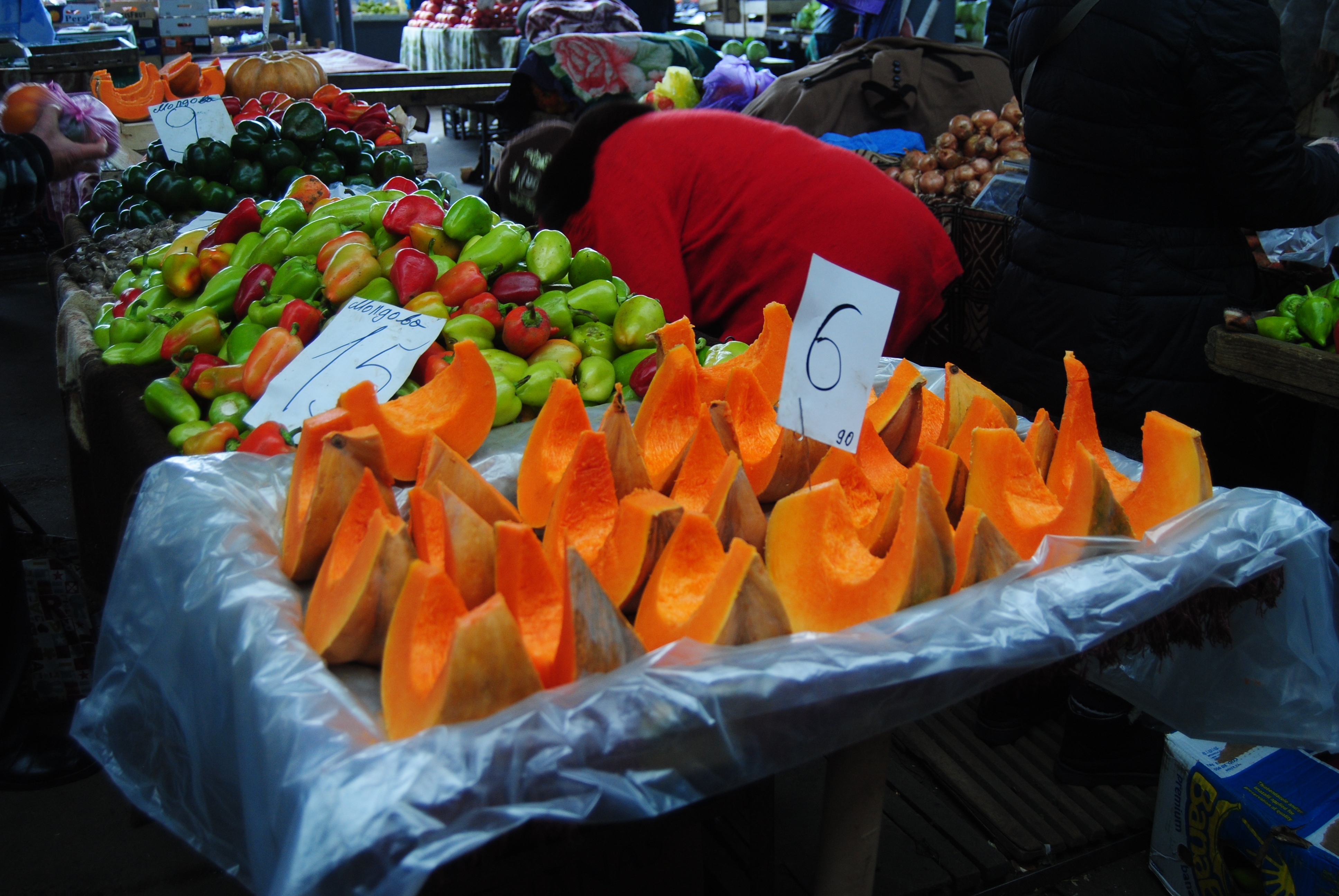 Mercado de fruta fresca en Chisinau