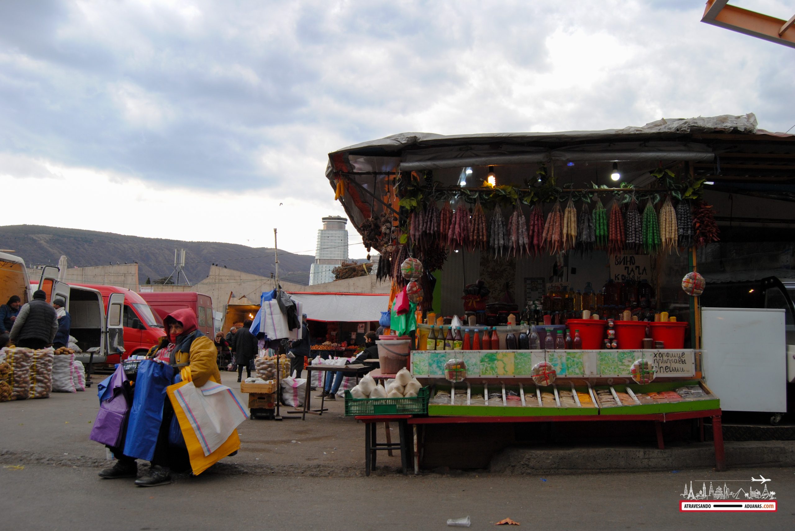 Dezerter Bazaar en Tbilisi, georgia