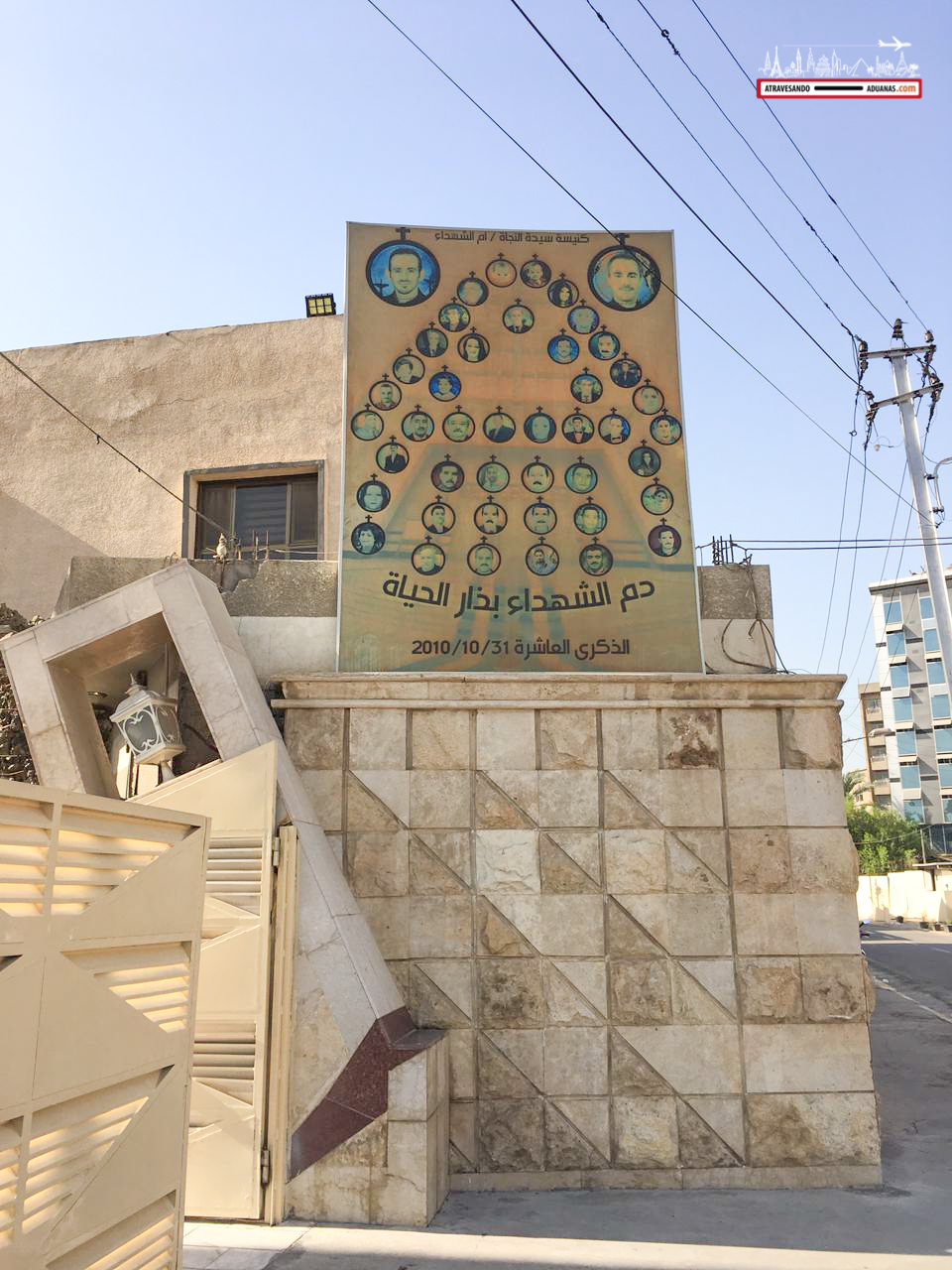 Memorial a los fallecidos en el atentado de Al-Qaeda en Bagdad